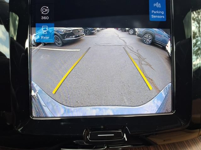 Used 2023 Volvo XC60 B5 Ultimate w/ Climate Package AWD/4WD image 24