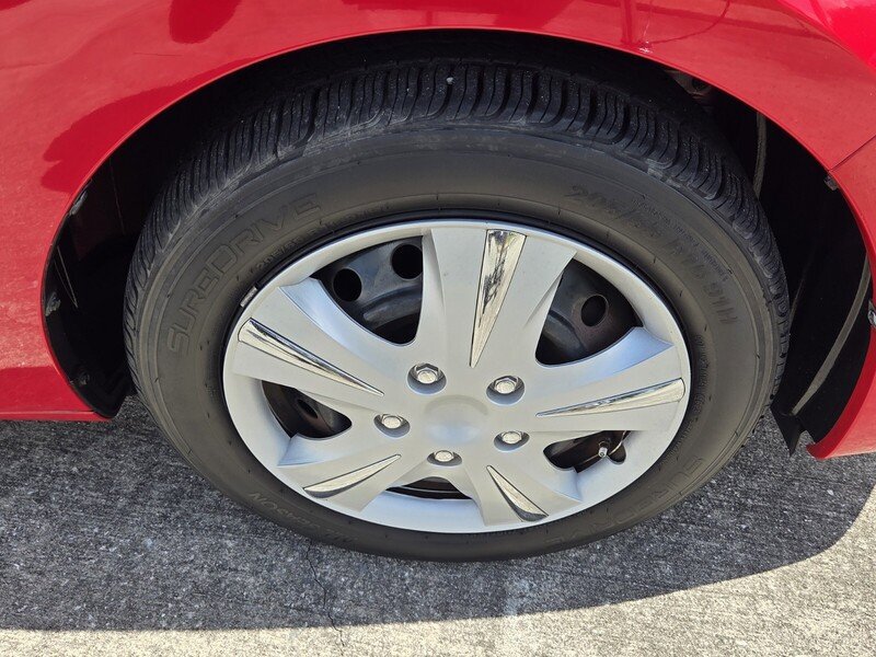 Used 2013 Scion xB FWD image 16