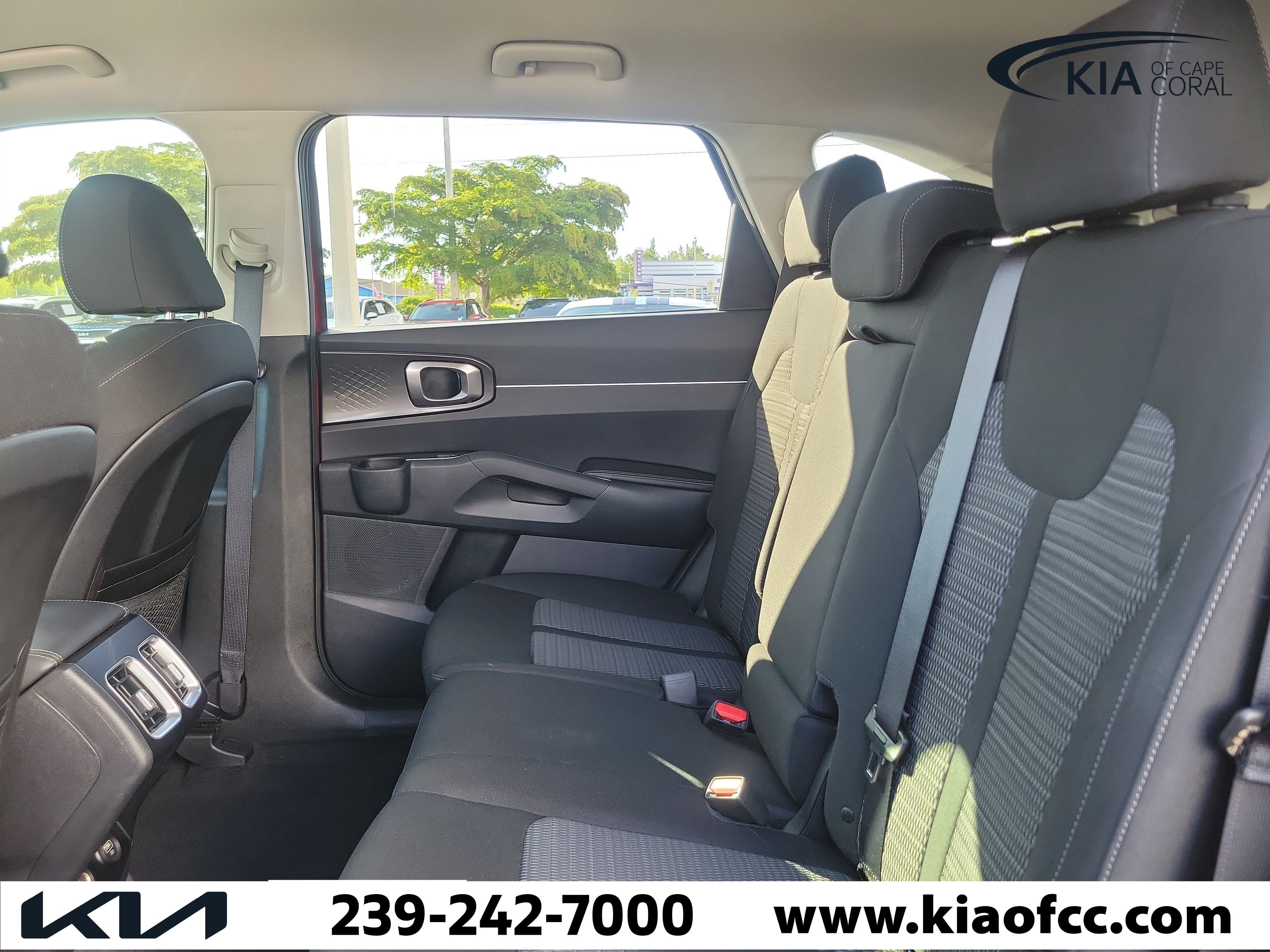 Certified 2023 Kia Sorento LX FWD image 12