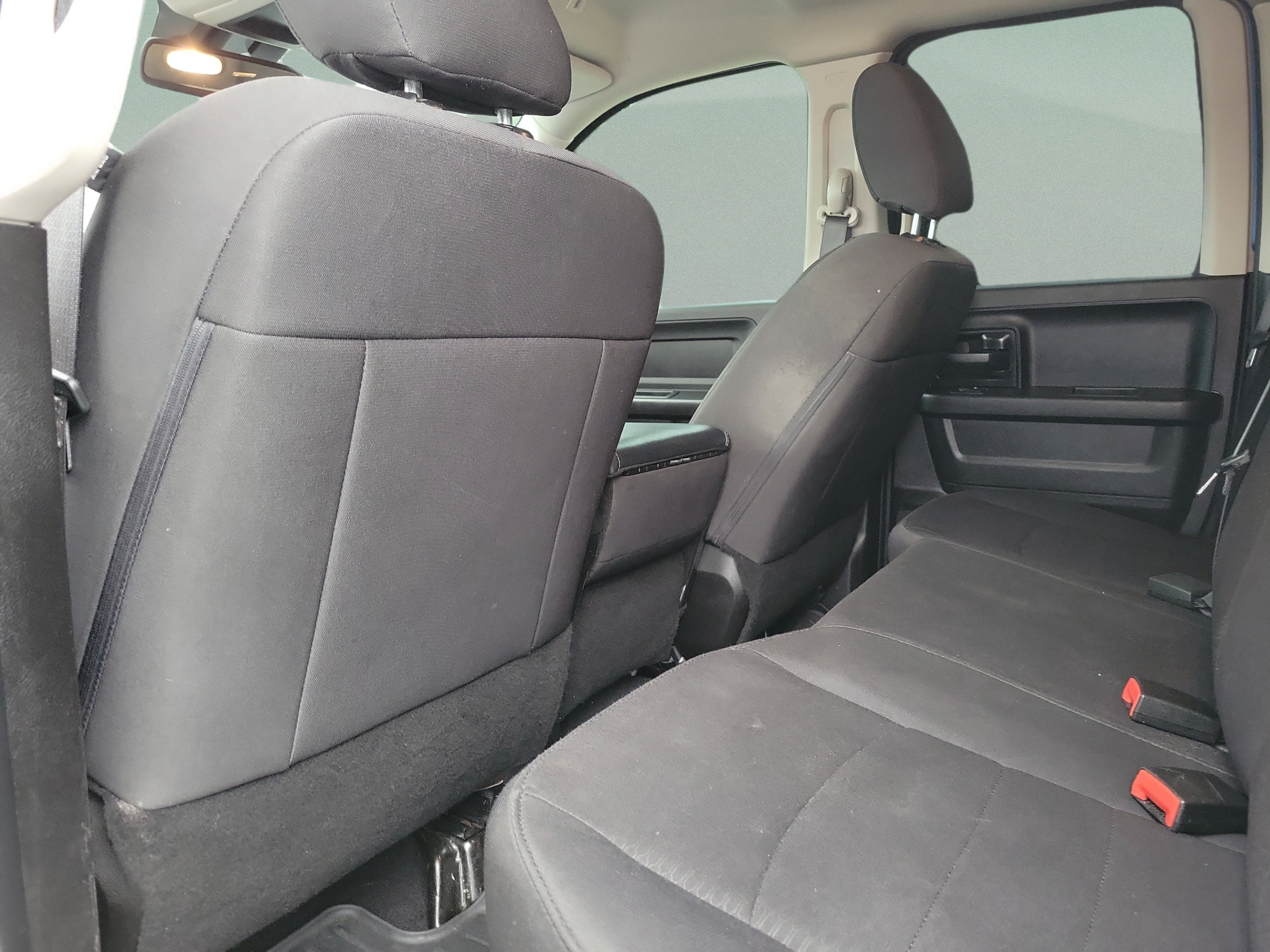 Used 2019 RAM 1500 Express w/ Express Value Package AWD/4WD image 6
