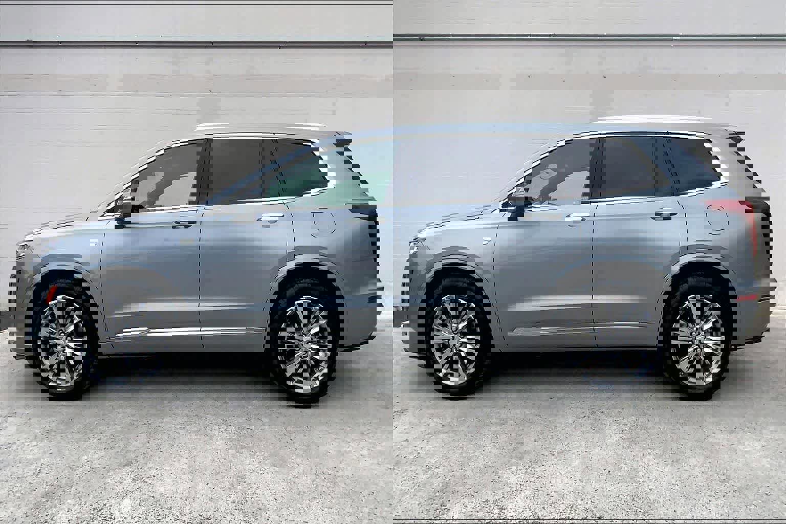 Used 2024 Cadillac XT6 Premium Luxury image 4