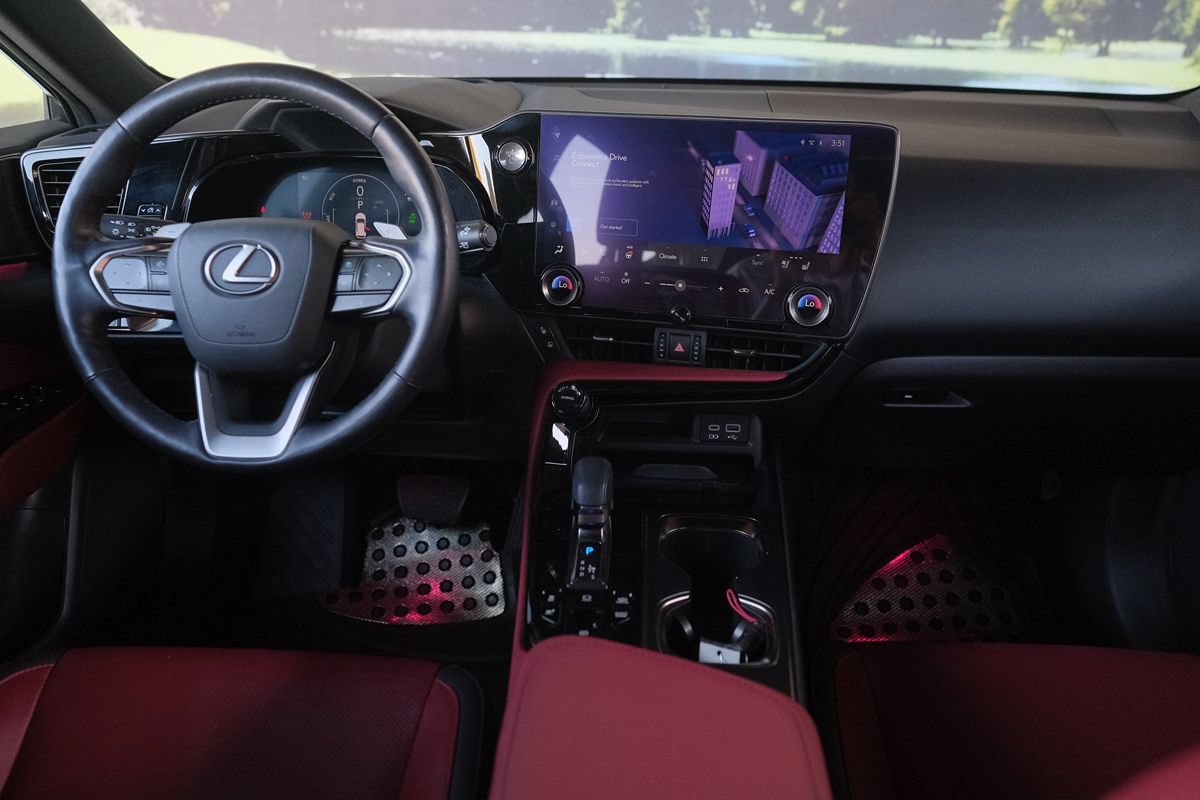 Used 2022 Lexus NX 450h+ AWD w/ Vision Package image 18
