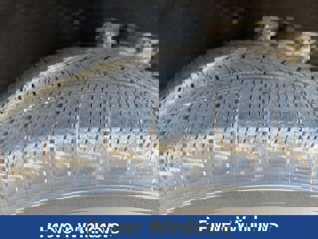 Used 2021 Ford Explorer Limited w/ Equipment Group 301A image 26