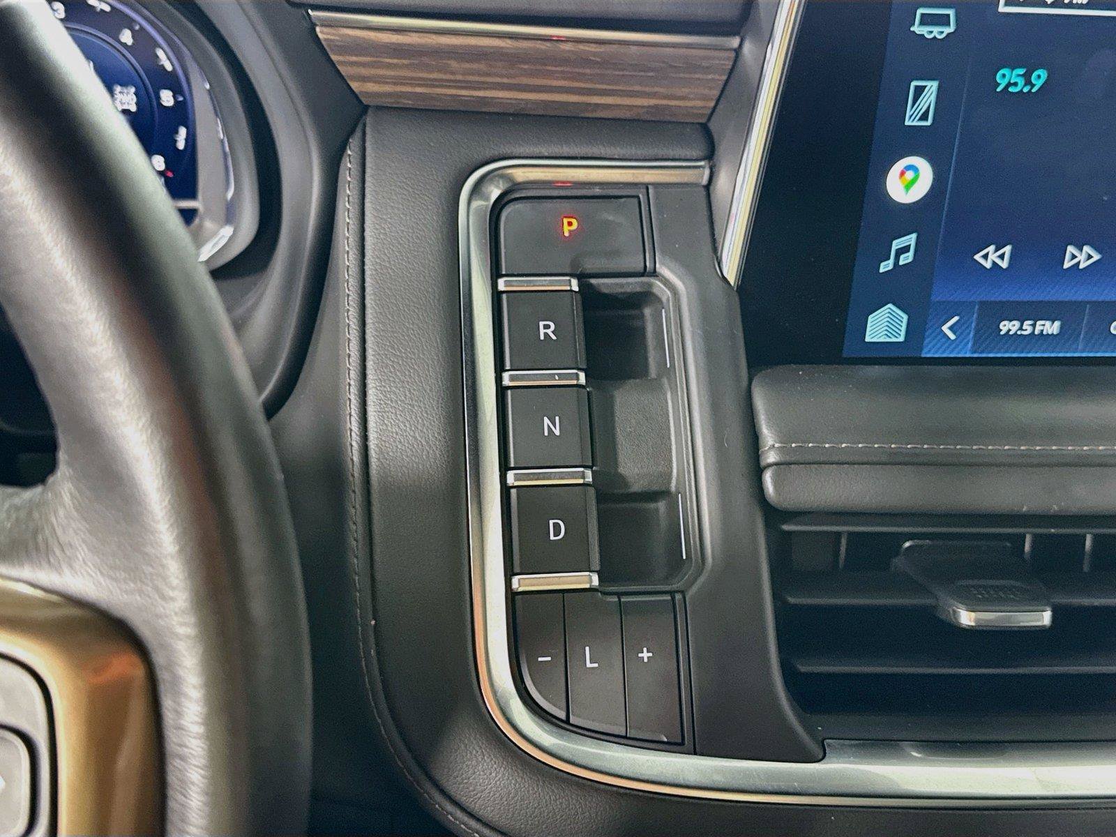 Used 2022 Chevrolet Tahoe High Country AWD/4WD image 10