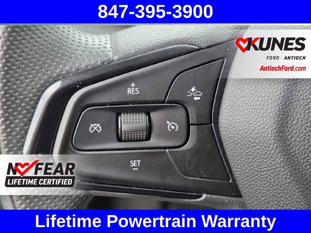 Used 2025 Chevrolet Trax LT FWD image 36