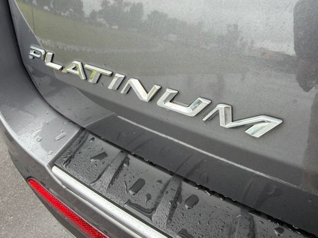 Used 2021 Ford Explorer Platinum w/ Equipment Group 601A AWD/4WD image 10