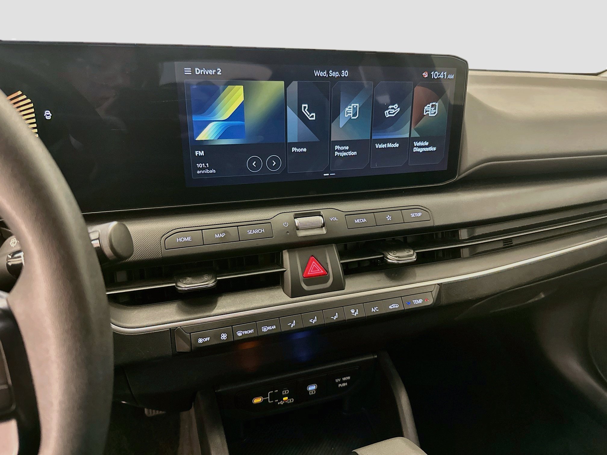 Used 2025 Kia K4 FWD image 26