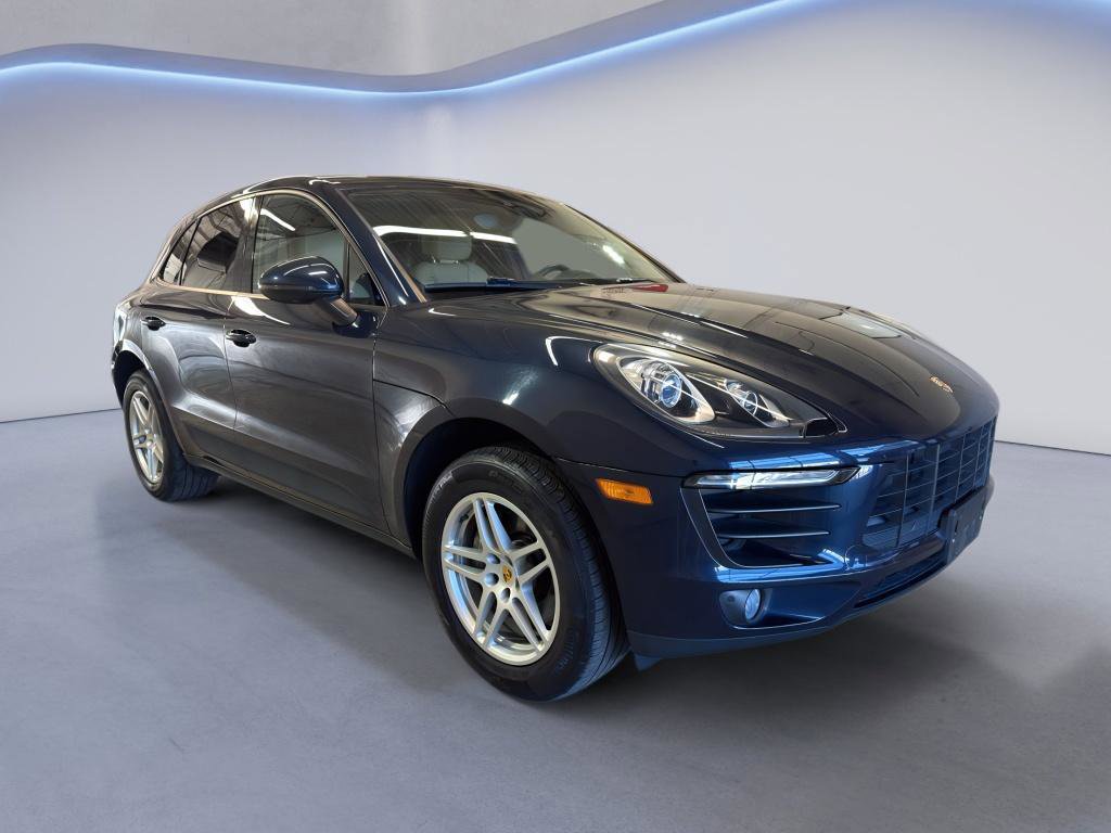 Used 2017 Porsche Macan AWD/4WD image 1