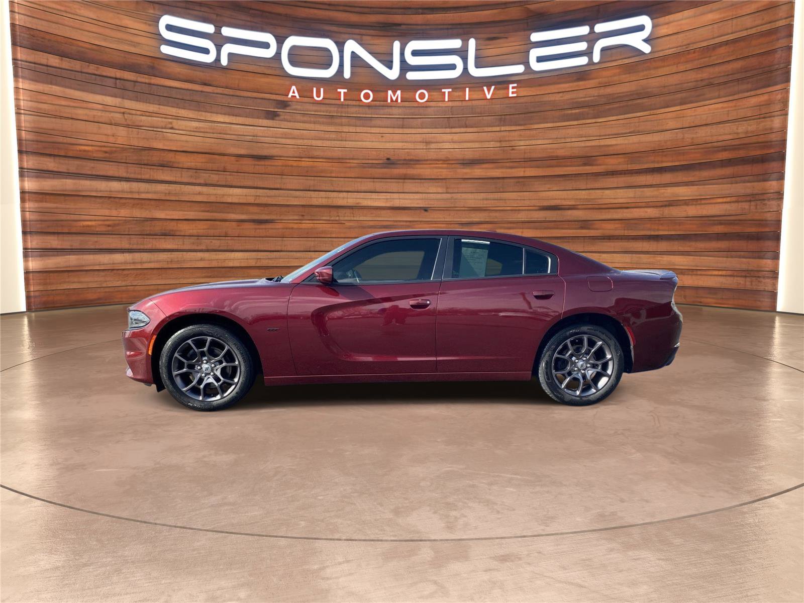Used 2018 Dodge Charger GT image 2