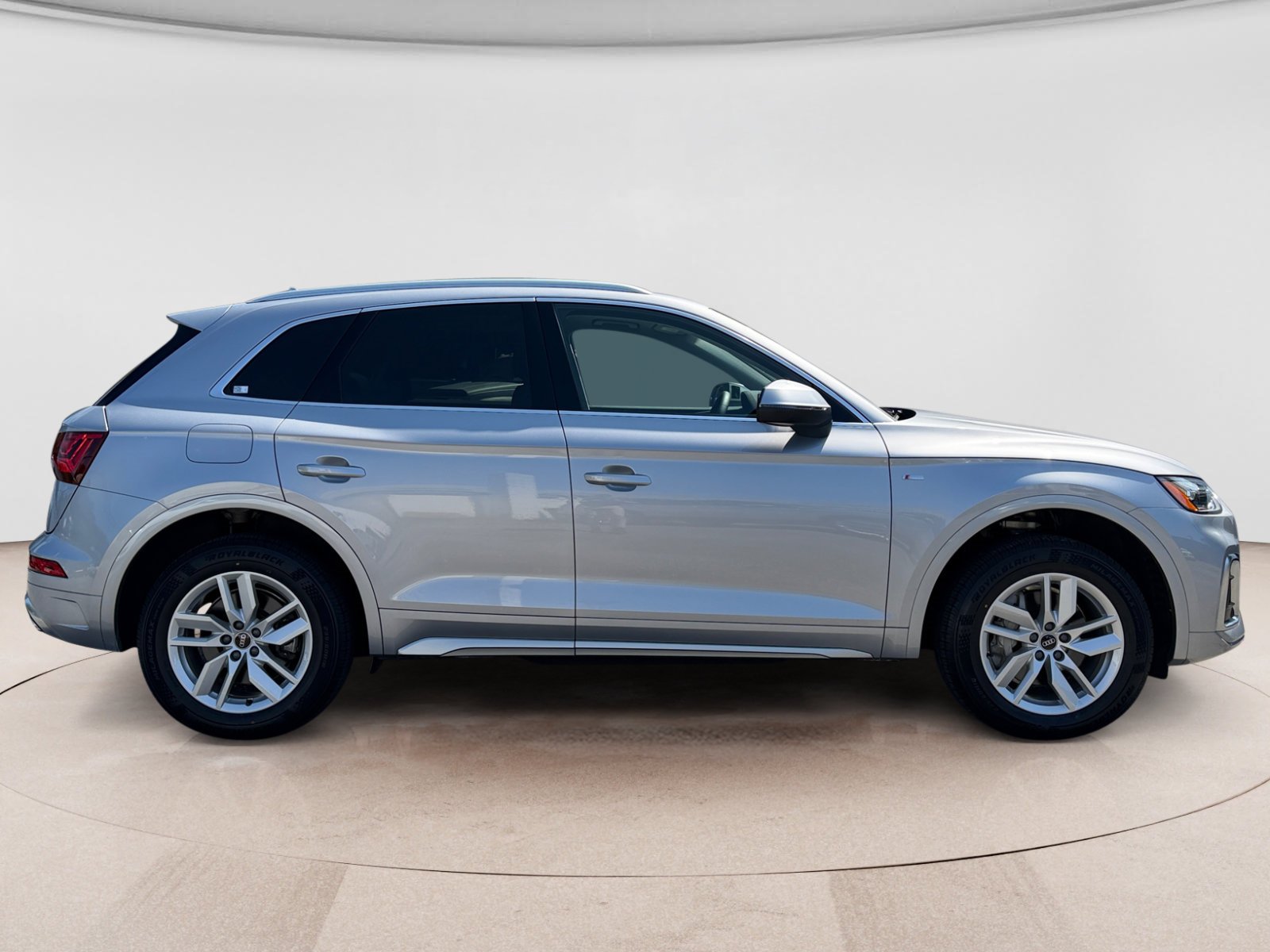 Used 2024 Audi Q5 2.0T Premium AWD/4WD image 6