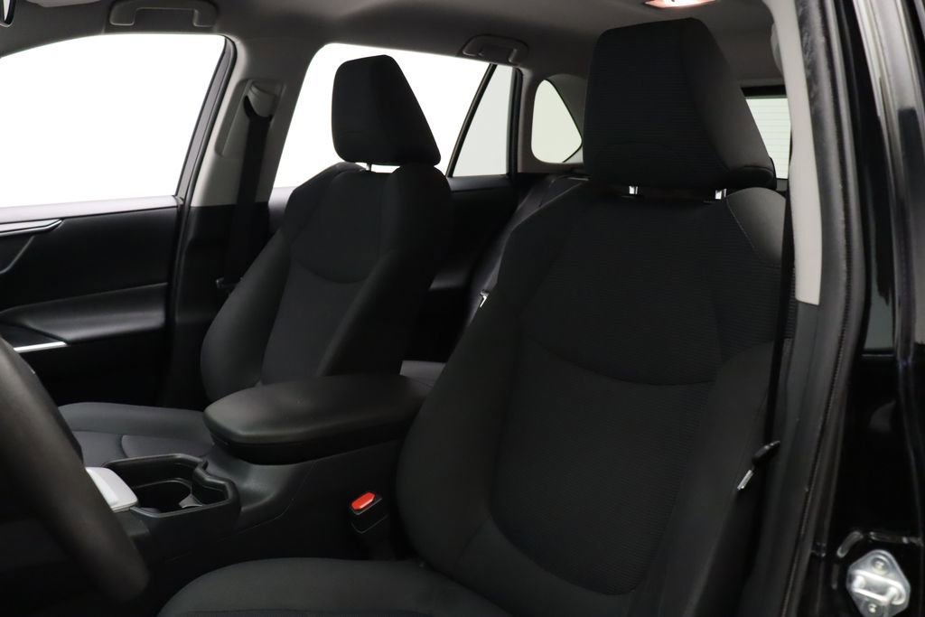 Certified 2019 Toyota RAV4 LE image 13