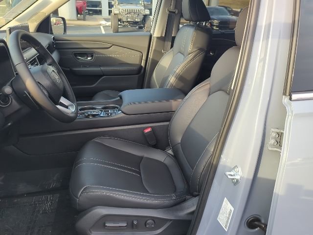 New 2026 Honda Pilot Touring image 13