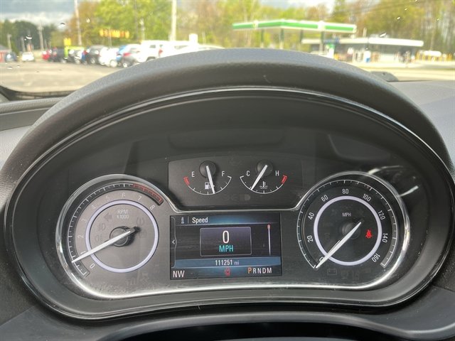 Used 2016 Buick Regal FWD image 24