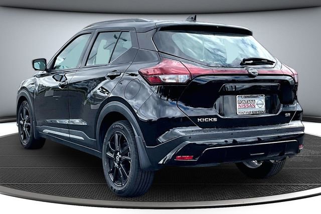 Certified 2023 Nissan Kicks SR w/ SR Premium Package image 4