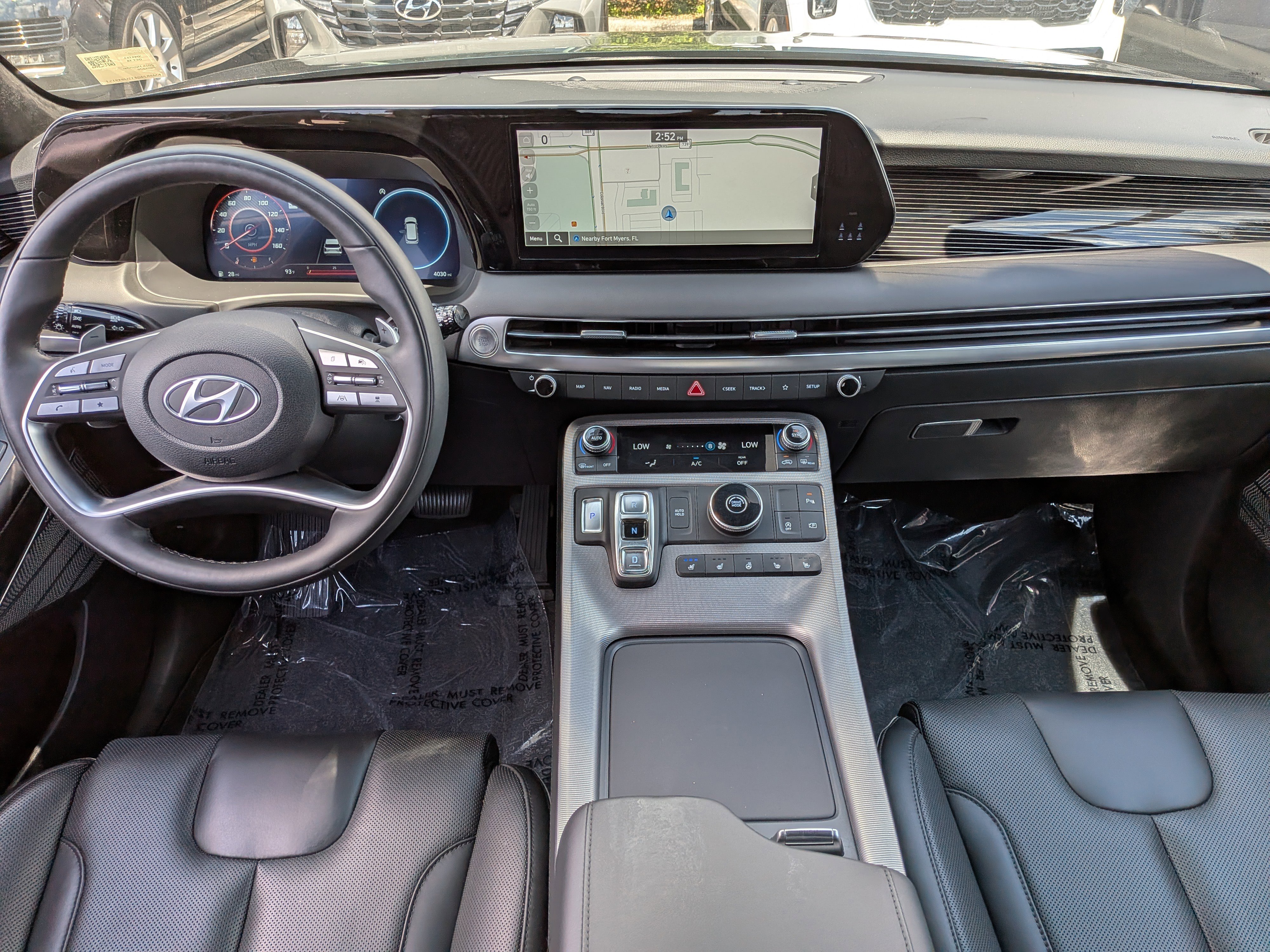 Used 2025 Hyundai Palisade Calligraphy FWD image 19