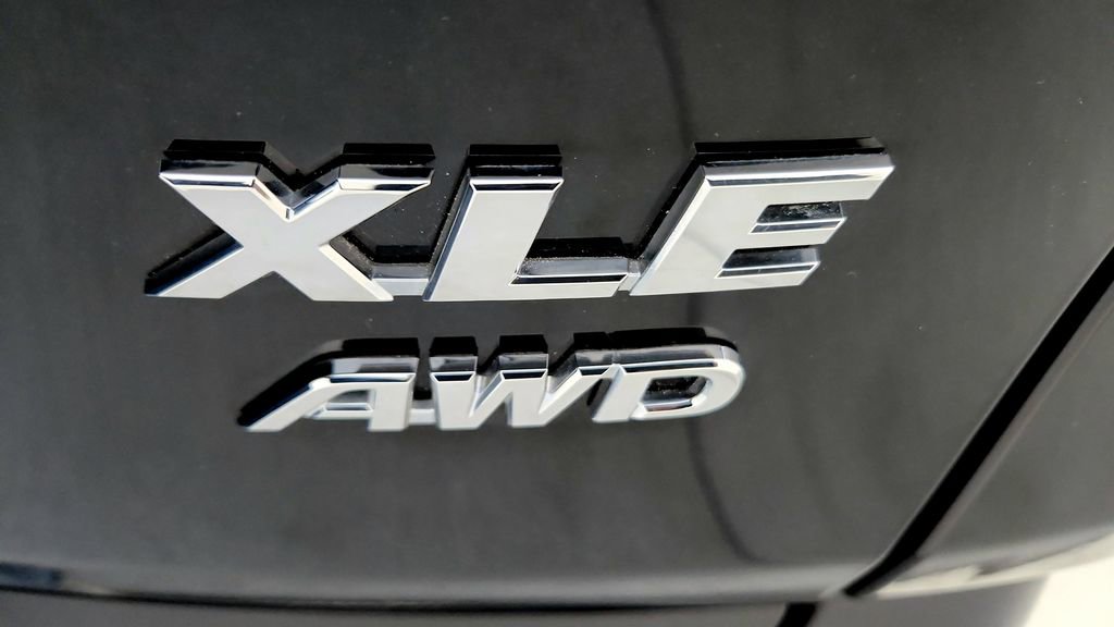 Certified 2025 Toyota RAV4 XLE AWD/4WD image 14