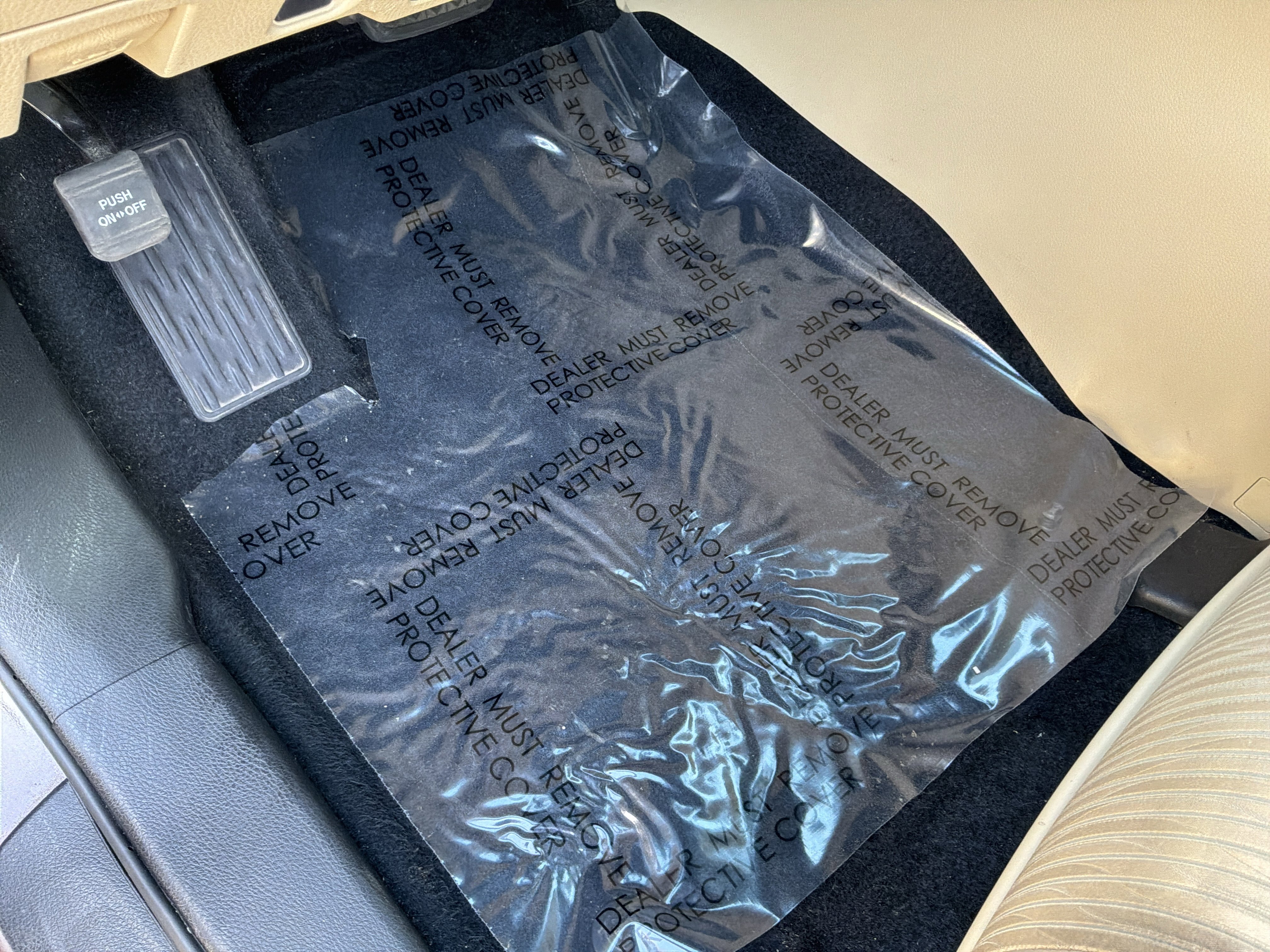 Used 2019 Toyota Highlander Plus FWD image 17