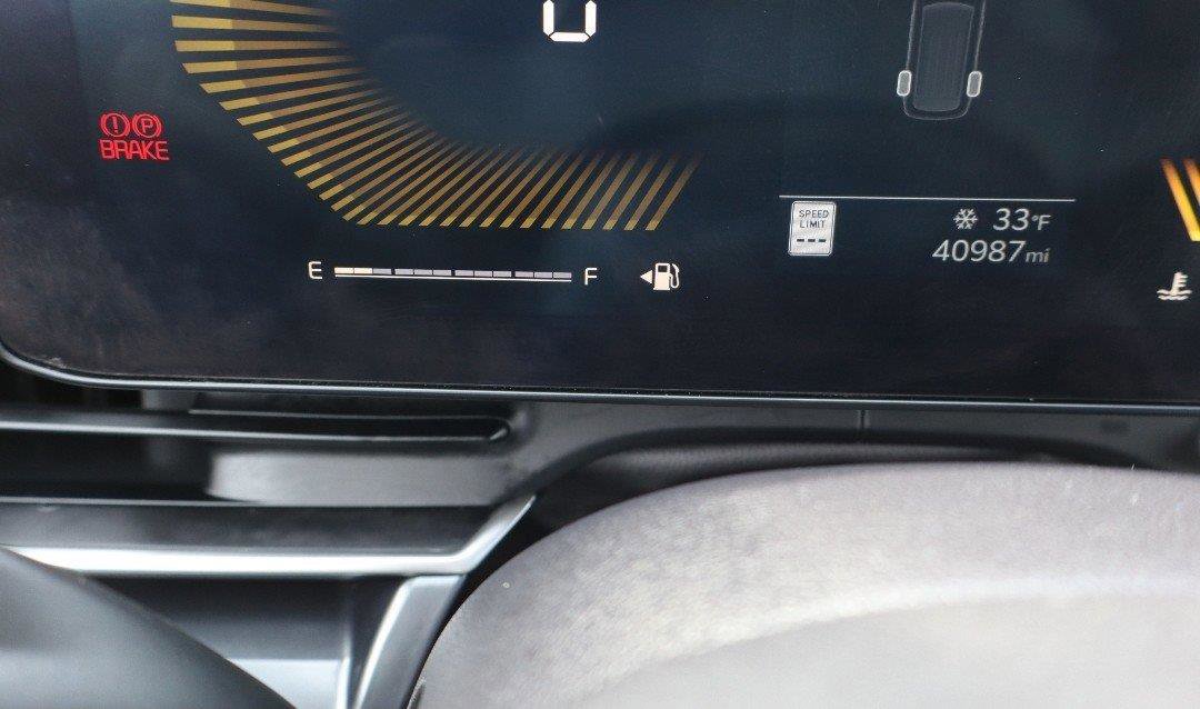 Certified 2025 Kia Carnival image 18