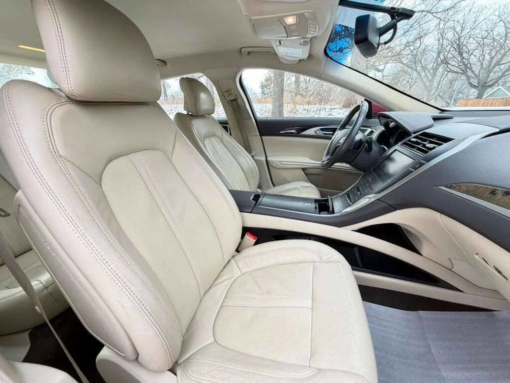 Used 2013 Lincoln MKZ Base V6 4dr Sedan FWD image 11