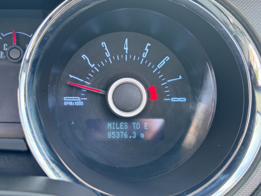 Used 2013 Ford Mustang Convertible RWD image 17