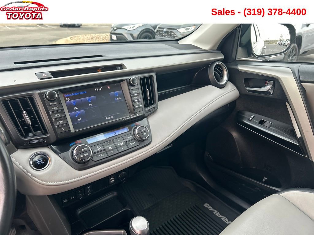 Used 2016 Toyota RAV4 Limited image 15