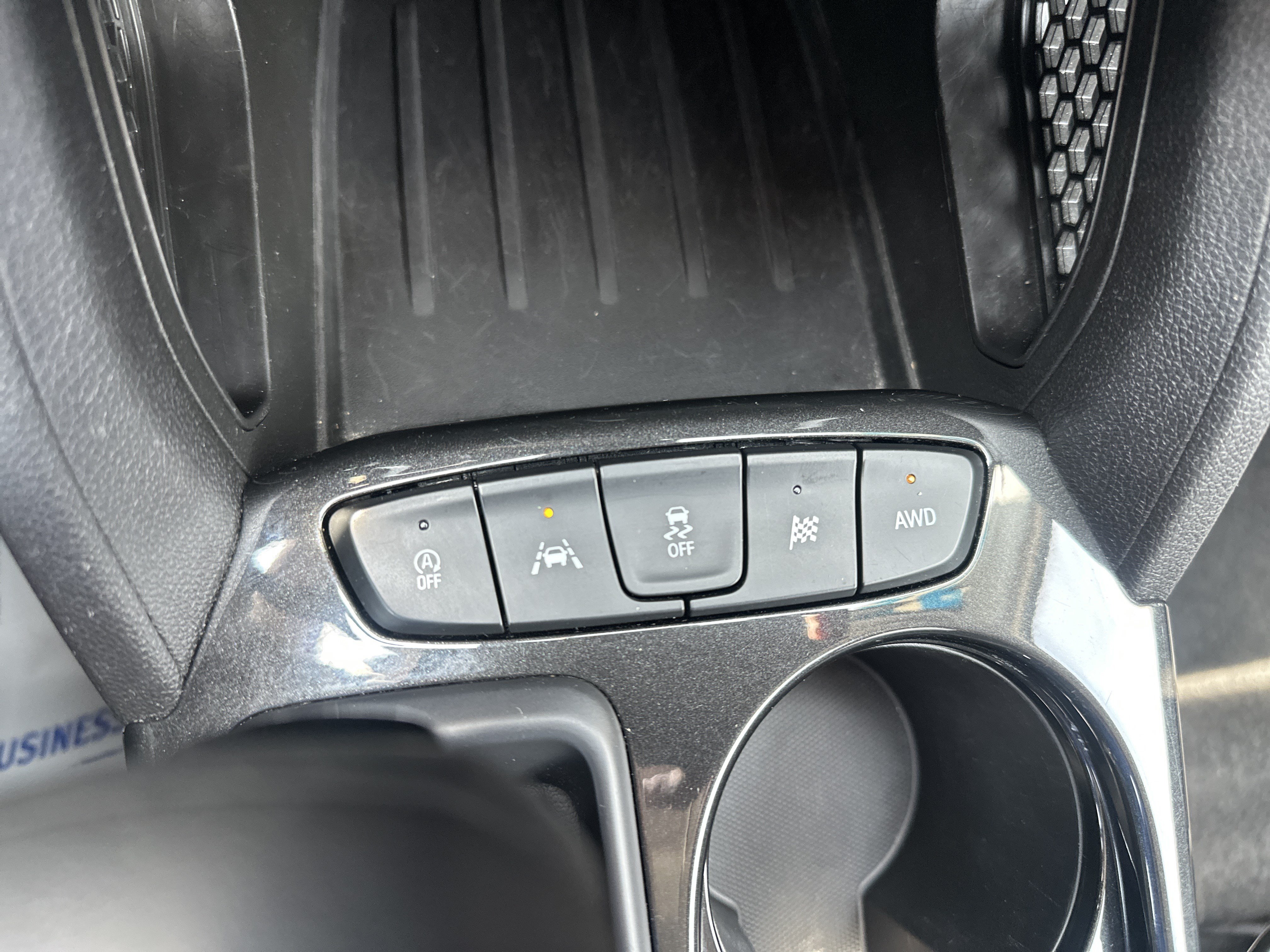 Used 2025 Chevrolet TrailBlazer LT AWD/4WD image 15