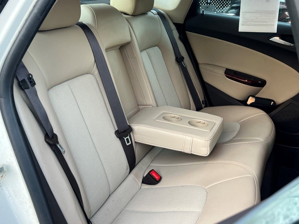 Used 2013 Buick Verano Convenience image 12