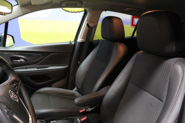 Used 2022 Buick Encore Preferred w/ Safety Package AWD/4WD image 18