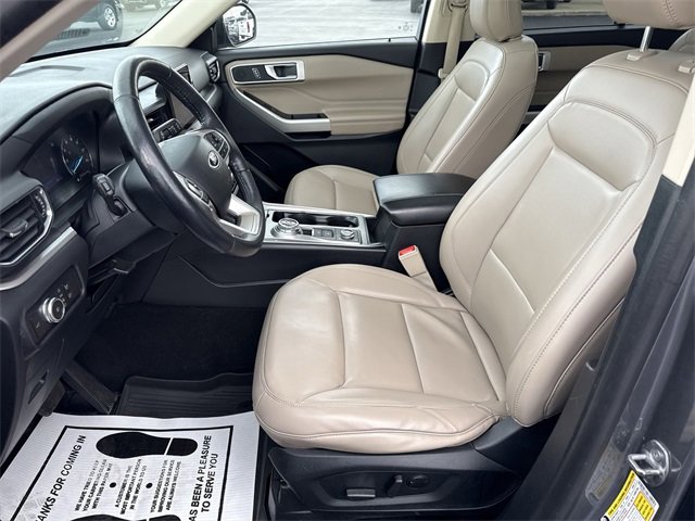 Used 2021 Ford Explorer XLT w/ Equipment Group 202A image 20
