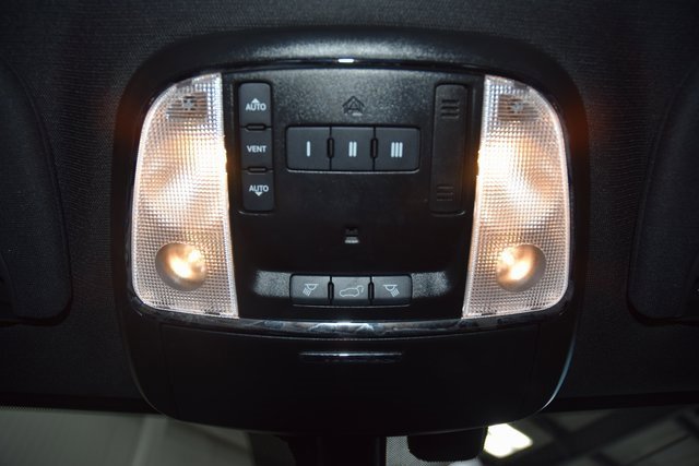 Used 2020 Jeep Grand Cherokee Altitude image 47