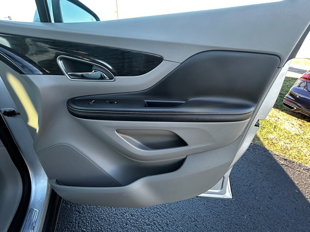 Used 2015 Buick Encore Convenience image 18