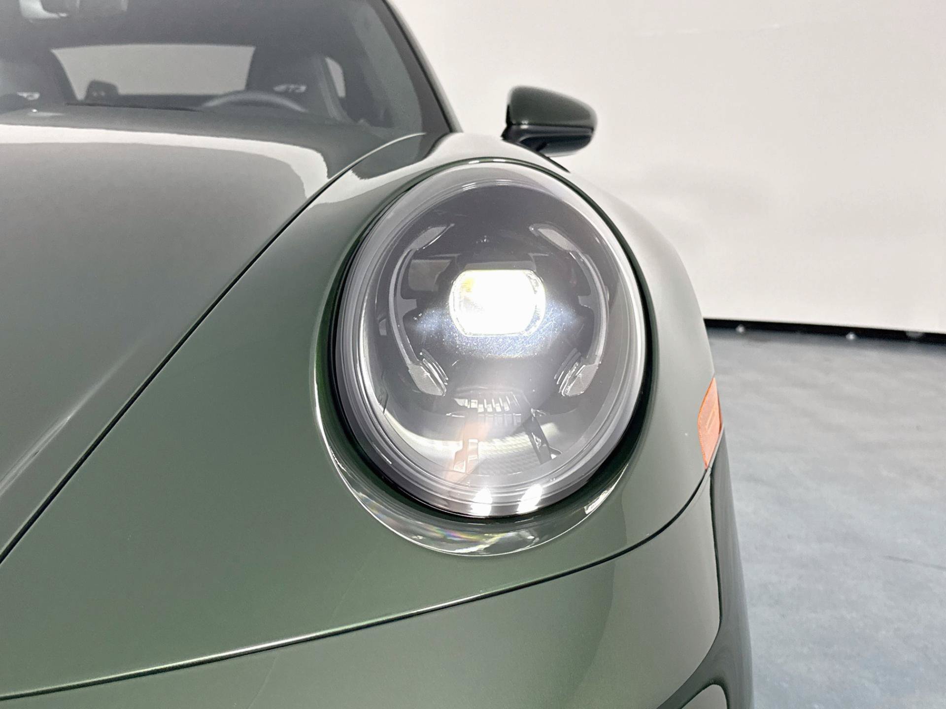 Used 2026 Porsche 911 GT3 RWD image 56