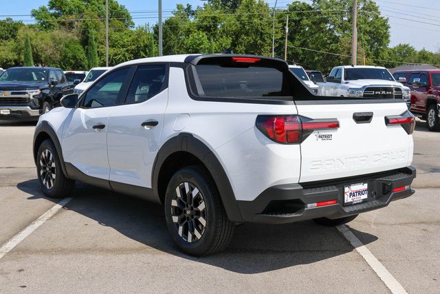 New 2026 Hyundai Santa Cruz SE FWD image 3