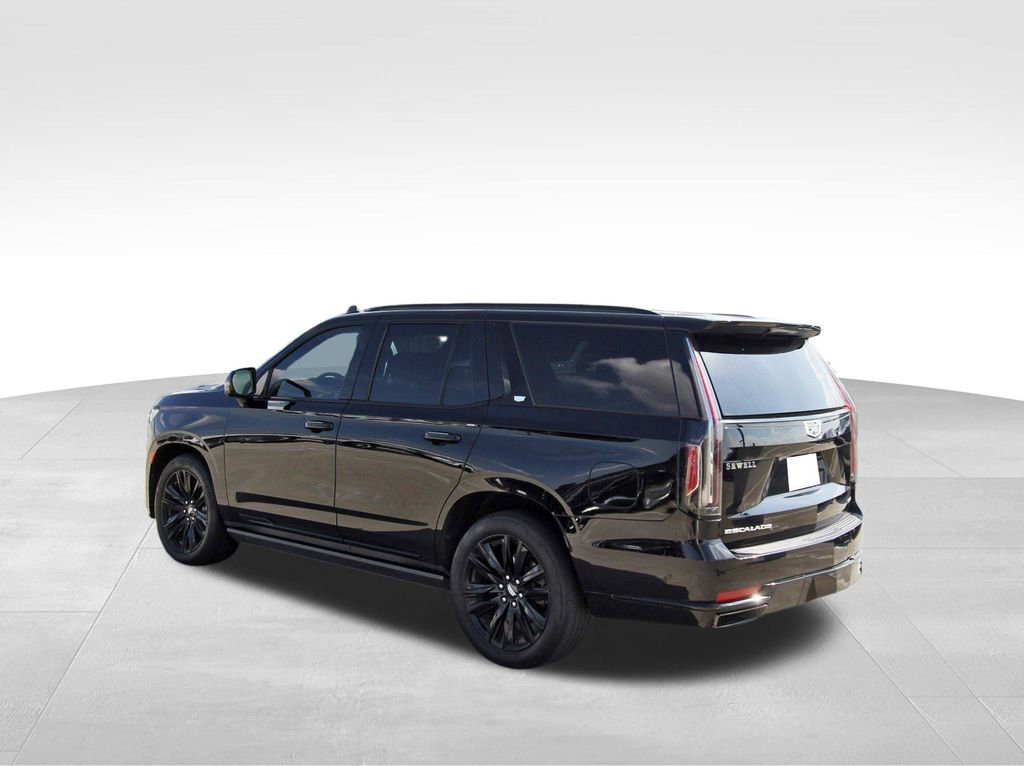 Certified 2022 Cadillac Escalade Sport Platinum w/ Heavy-Duty Trailer Package image 3