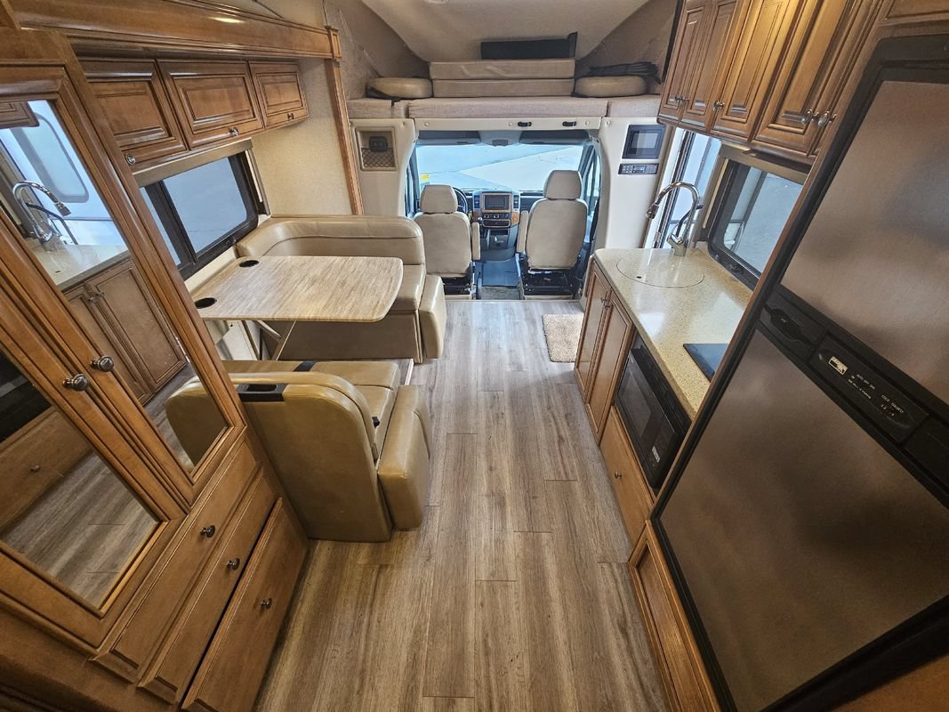 Used 2017 Mercedes-Benz Sprinter 3500 image 18