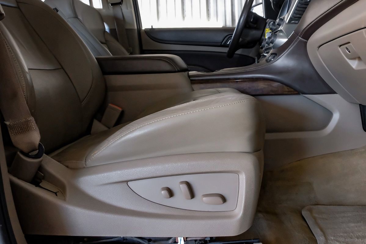 Used 2015 Chevrolet Suburban LT w/ Max Trailering Package image 32