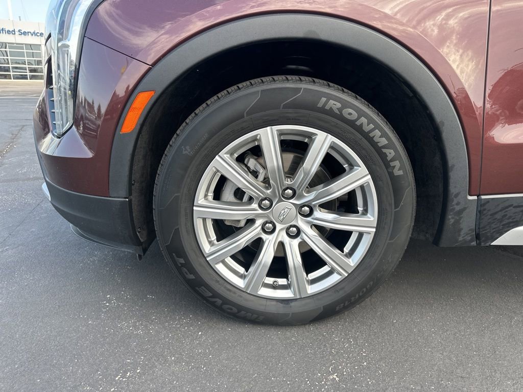 Used 2023 Cadillac XT4 Premium Luxury w/ Cold Weather Package image 19