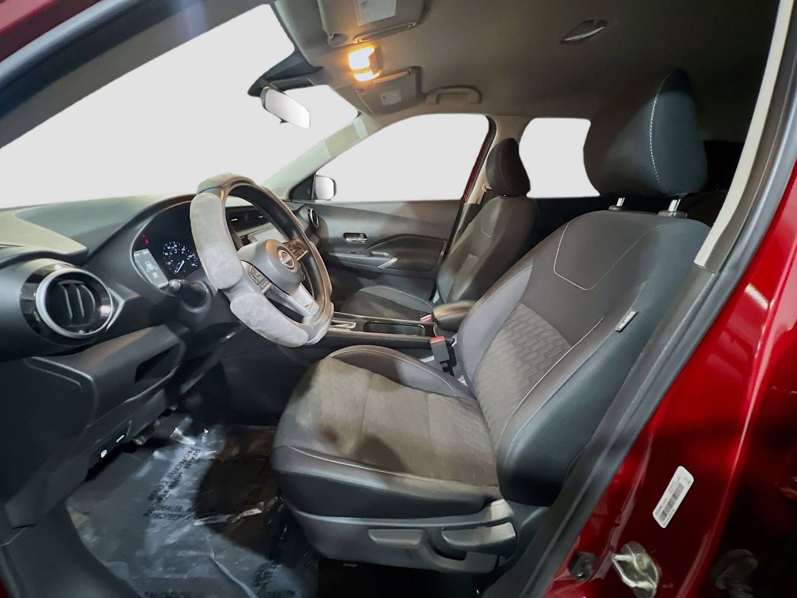 Used 2023 Nissan Kicks SV FWD image 14