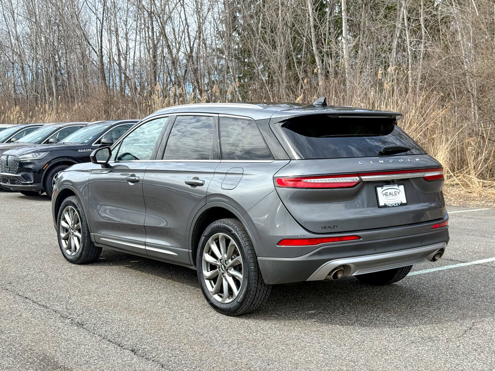 Used 2022 Lincoln Corsair AWD w/ Premium Package image 4