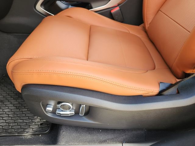 Used 2026 Jaguar F-PACE R-Dynamic S image 23