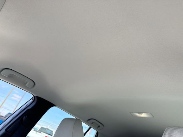 Used 2022 Toyota Corolla Cross L image 22