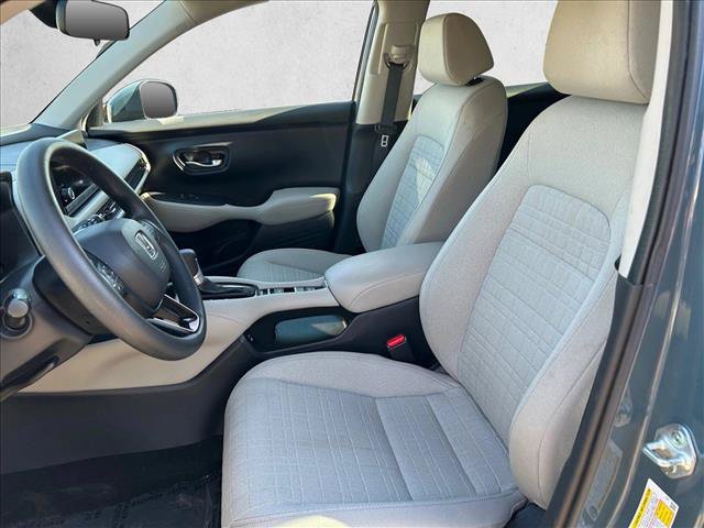 Used 2025 Honda HR-V LX image 17