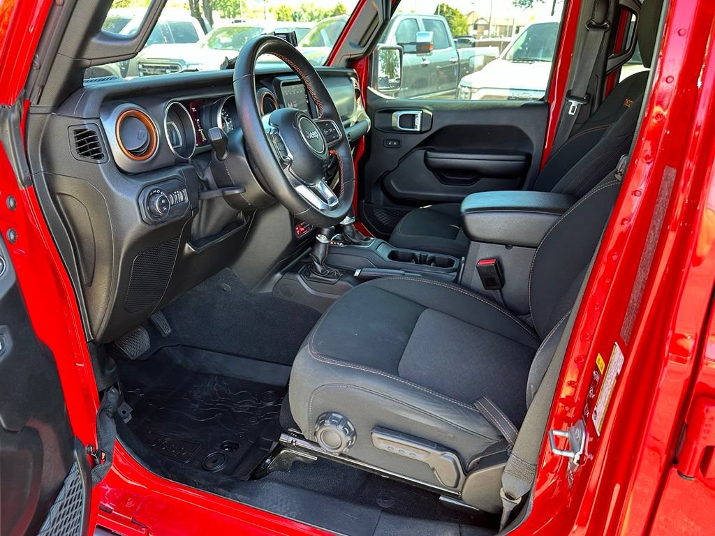 Used 2021 Jeep Gladiator Mojave AWD/4WD image 25