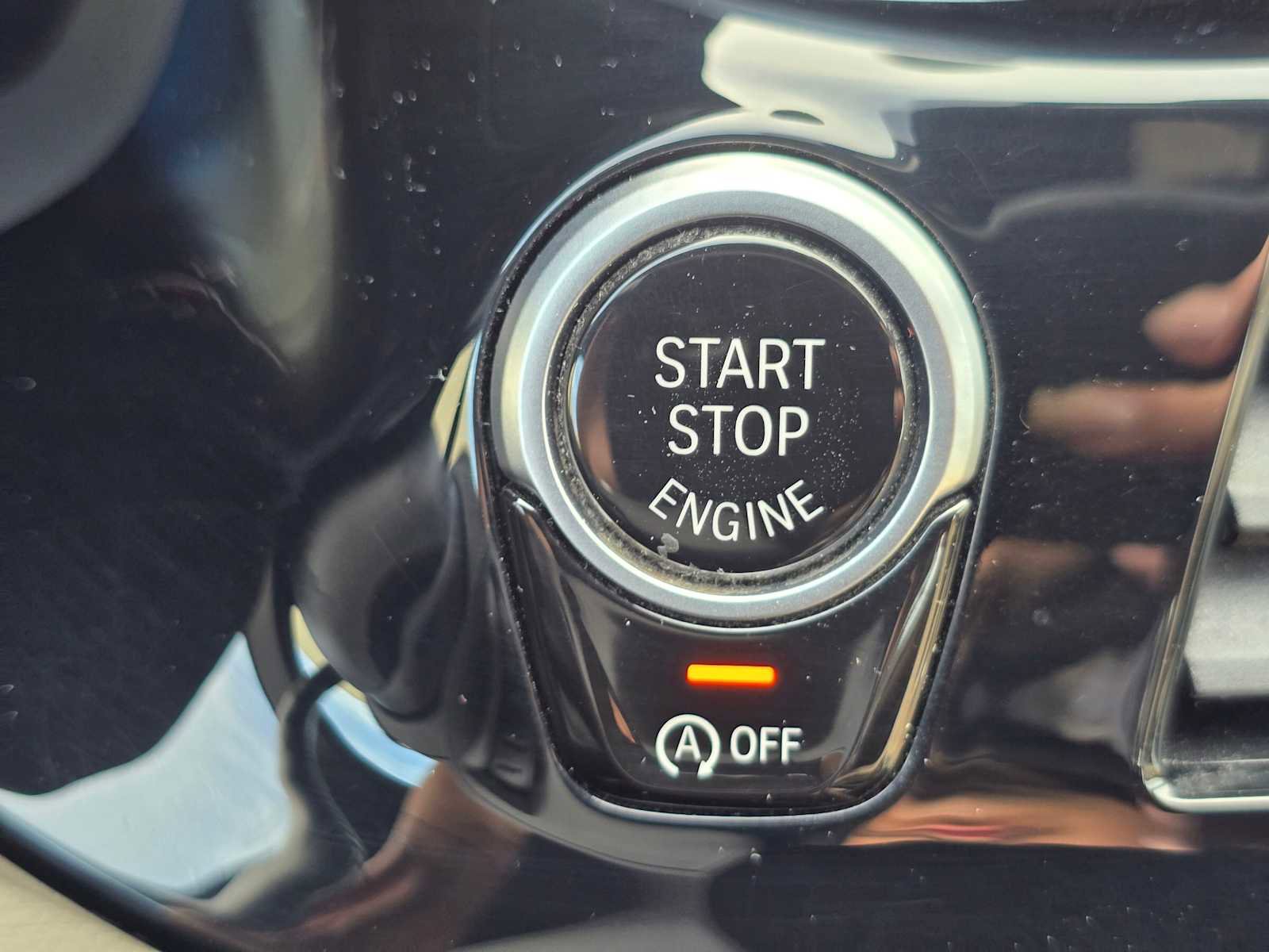 Used 2020 BMW 530i w/ Convenience Package image 36