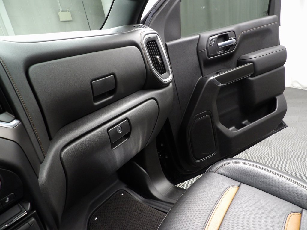 Used 2021 GMC Sierra 1500 AT4 image 11