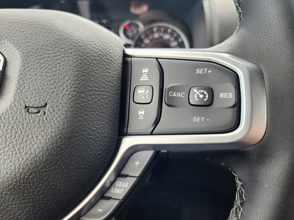 New 2026 RAM 2500 Big Horn AWD/4WD image 27