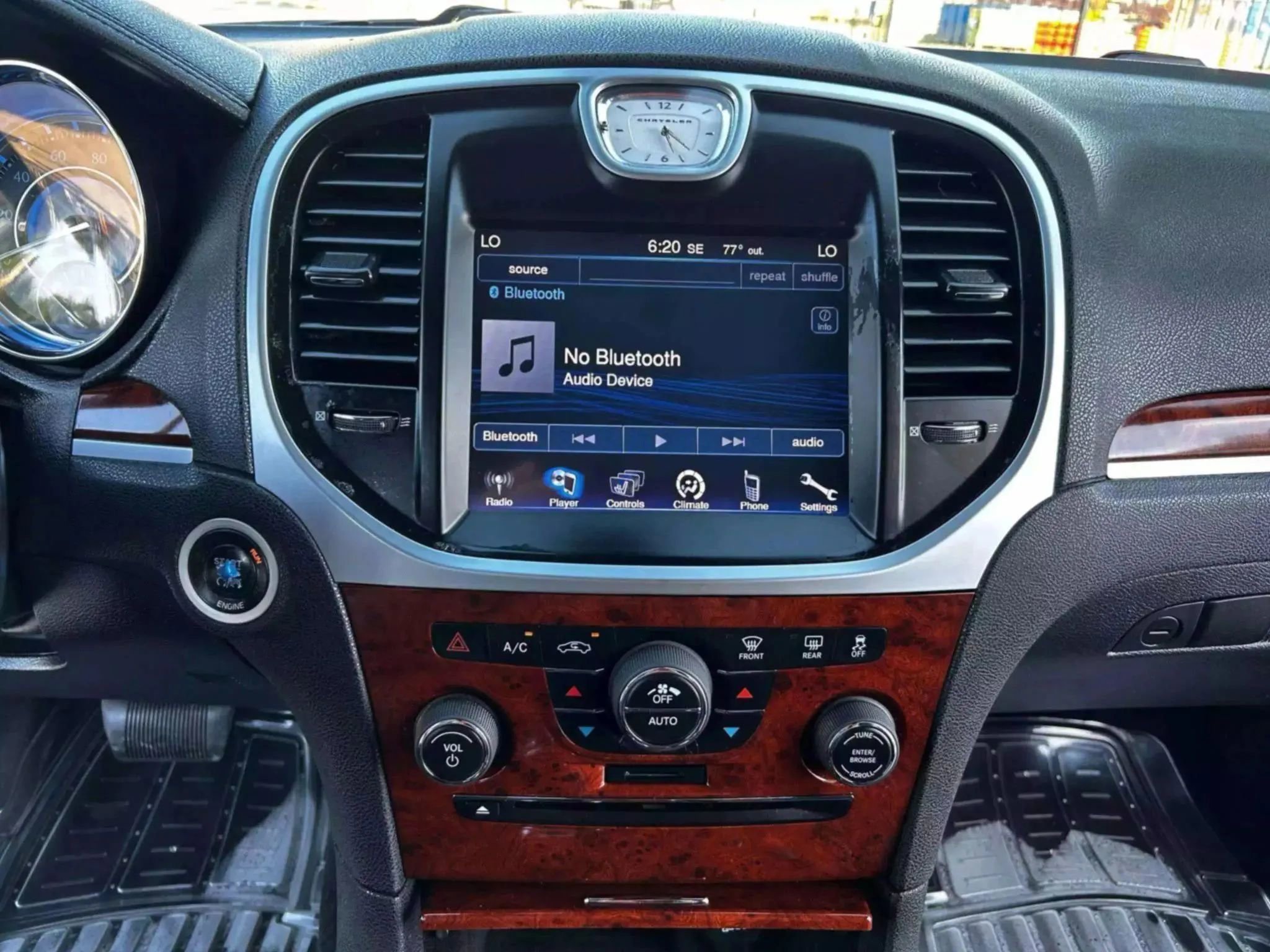 Used 2013 Chrysler 300 image 16