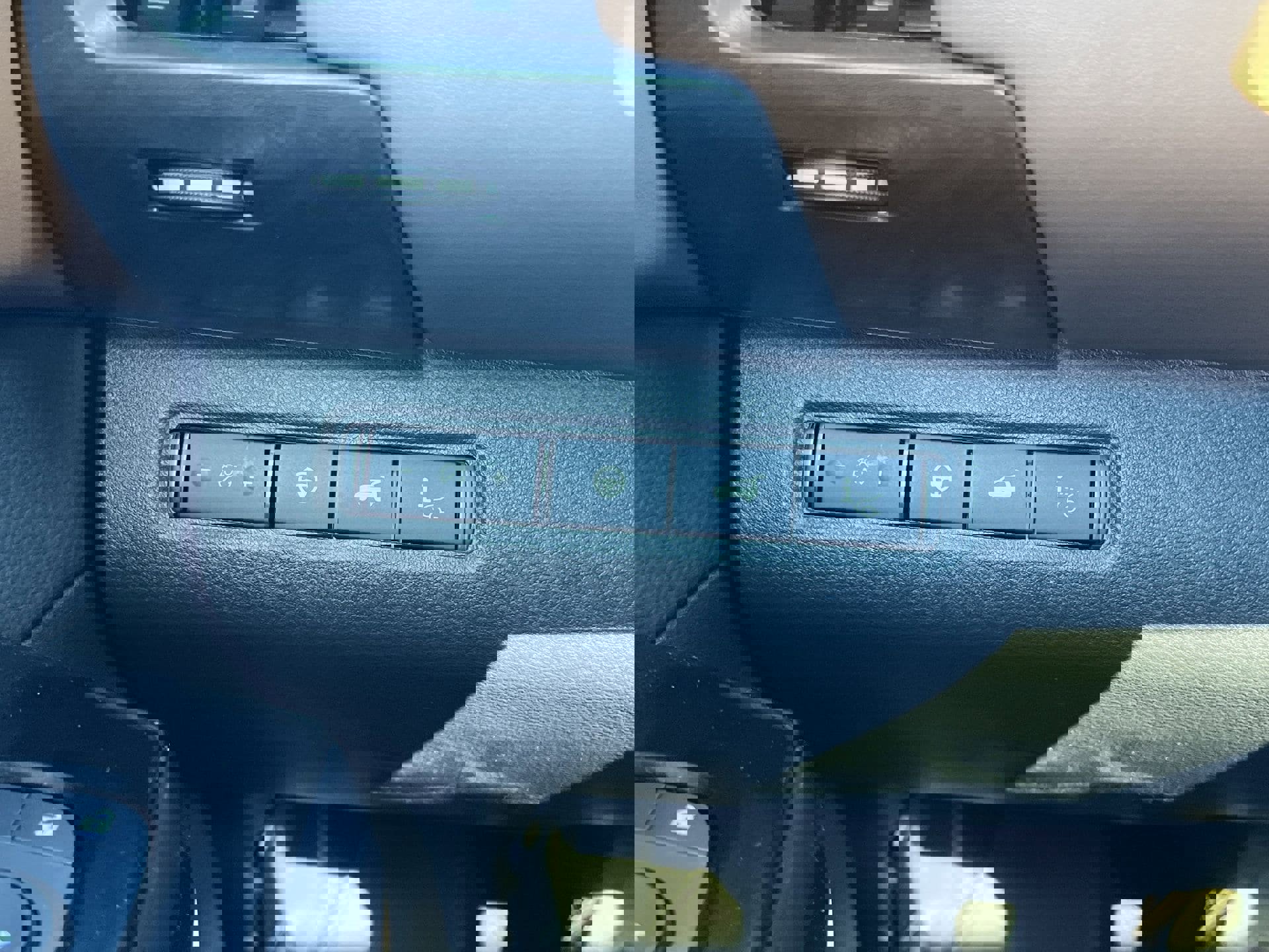 New 2026 Nissan Pathfinder Platinum image 12