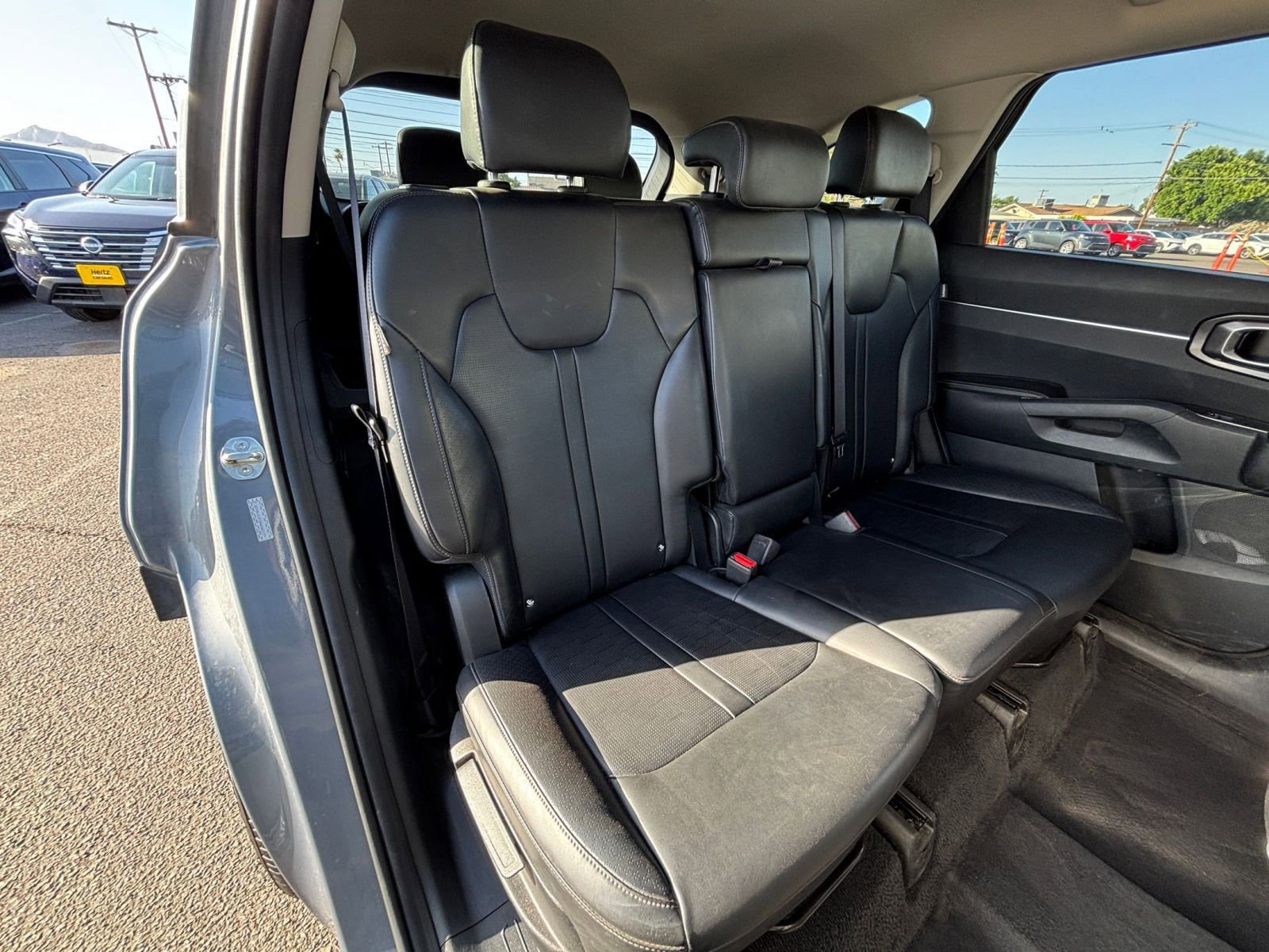Used 2024 Kia Sorento S FWD image 42