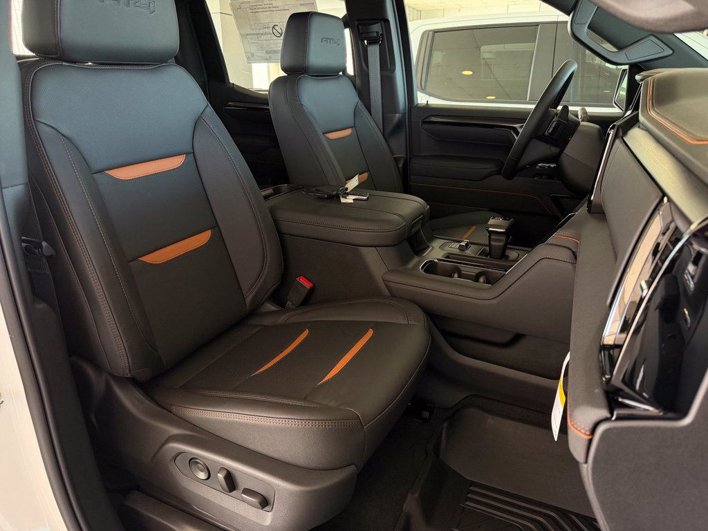 New 2026 GMC Sierra 1500 AT4 w/ LPO, Black Badging Package AWD/4WD image 17